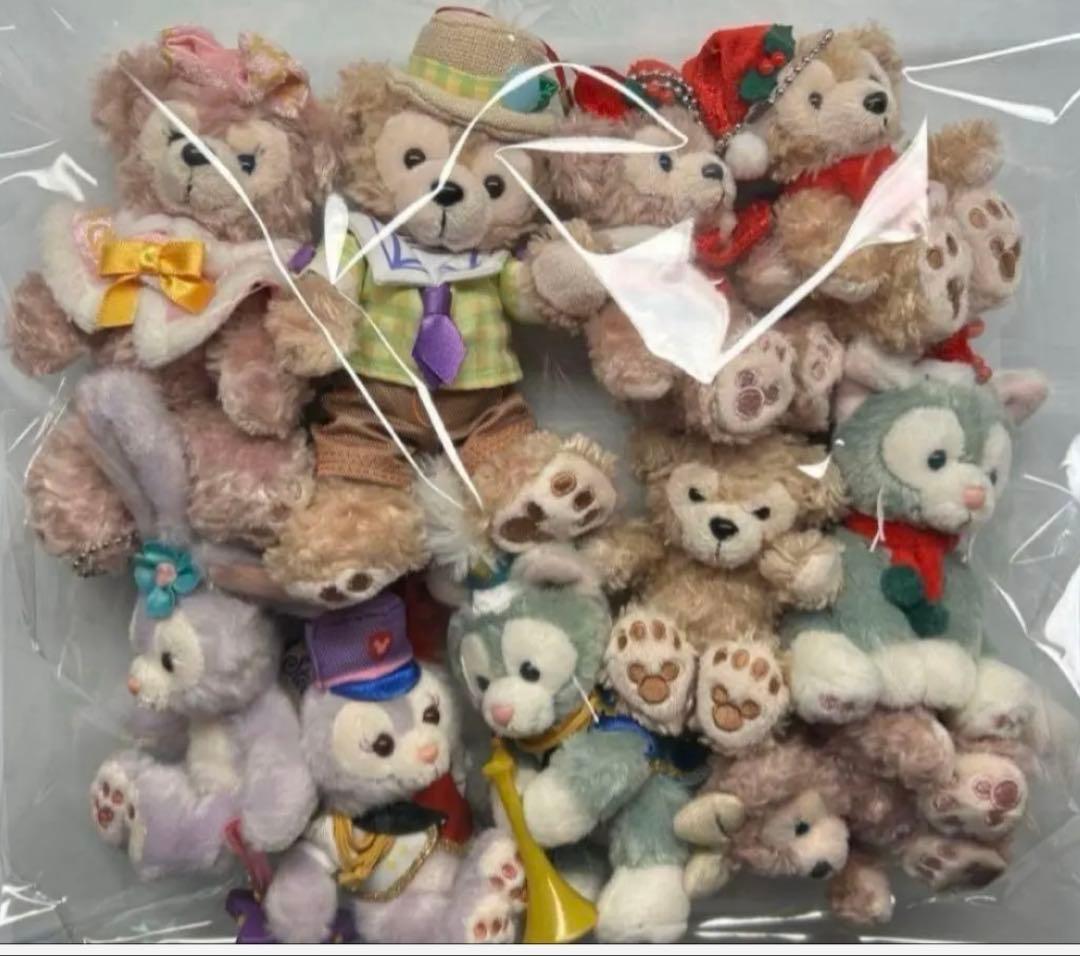 ディズニーシー　ダッフィー・シェリーメイ・ジェラトーニ ぬいぐるみバッチ　ぬいば