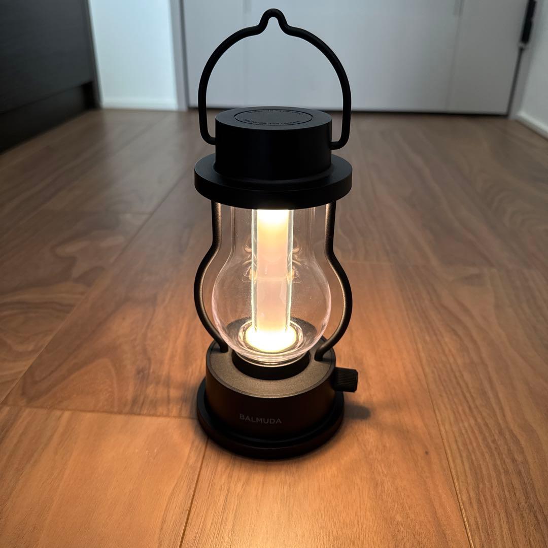 BALMUDA ブラック LEDランタン