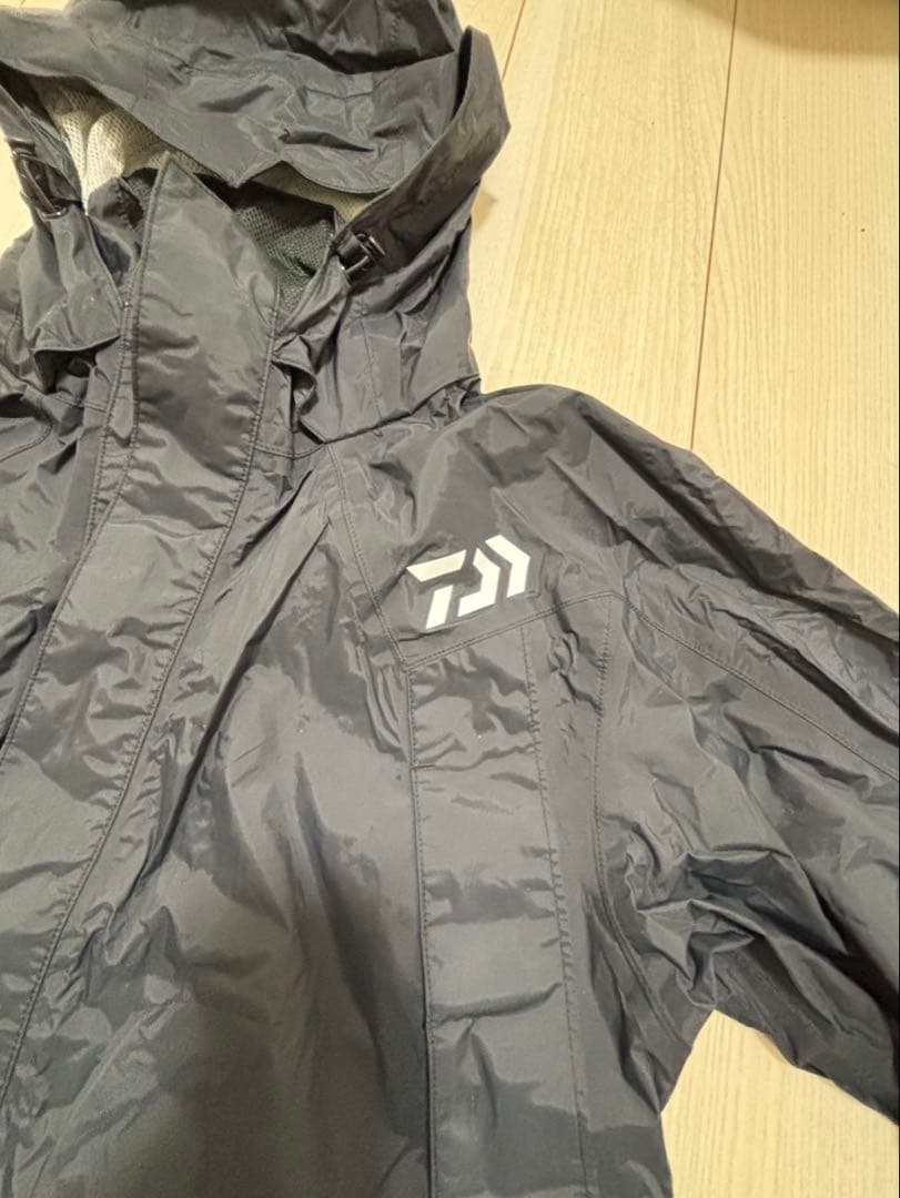 送料無料⭐︎Daiwa 防水レインウェア ブラック