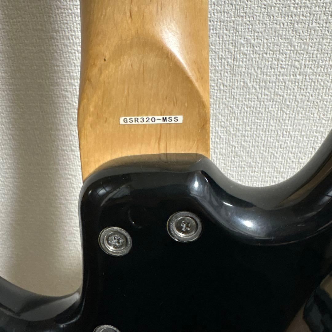 ベース Ibanez GSR320