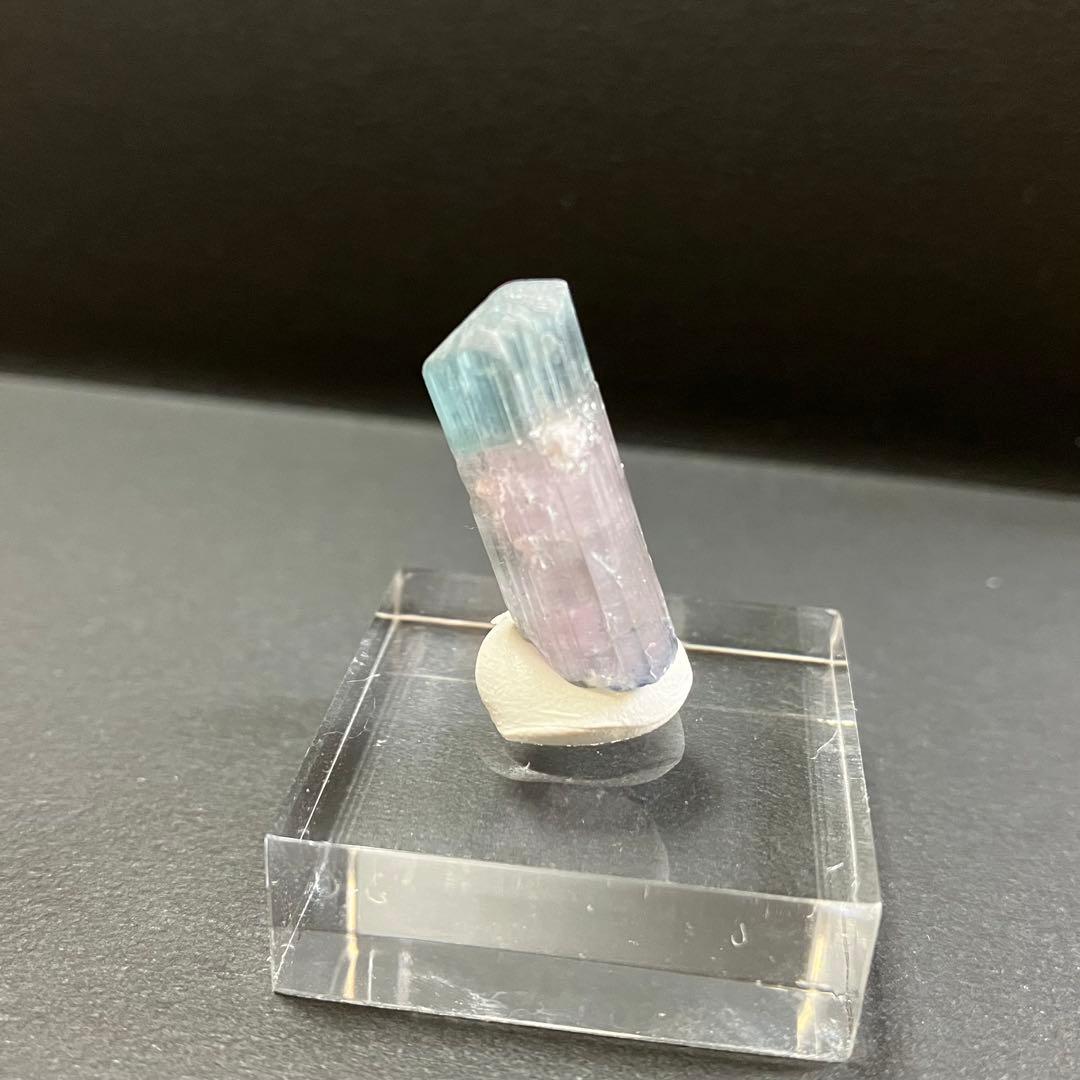 バイカラートルマリン　アフガニスタン　ブルーキャップ&ピンク　鉱物標本　原石