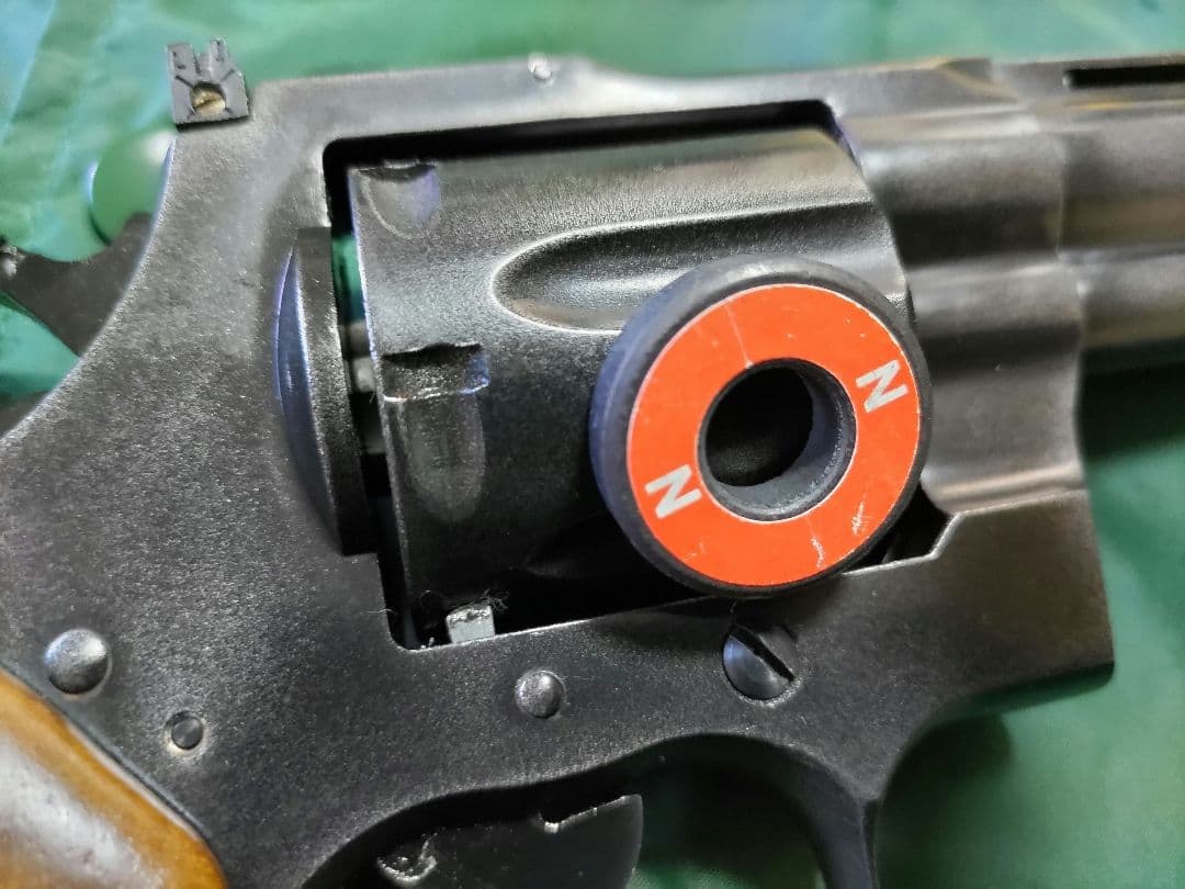 磁石対応・コクサイ コルトパイソン 6インチ HW　木グリ　モデルガン合法