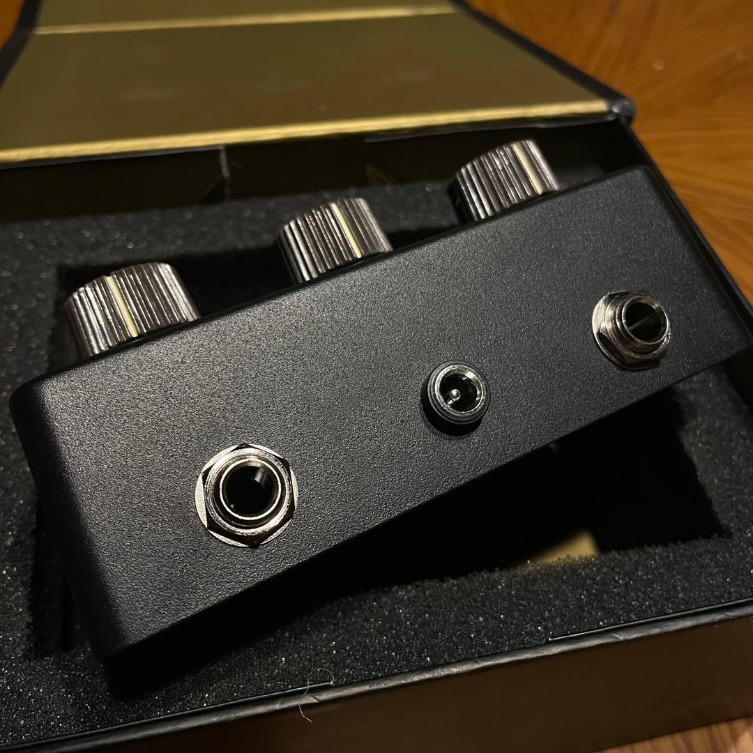 Castedosa Guitars La Raza ファズ