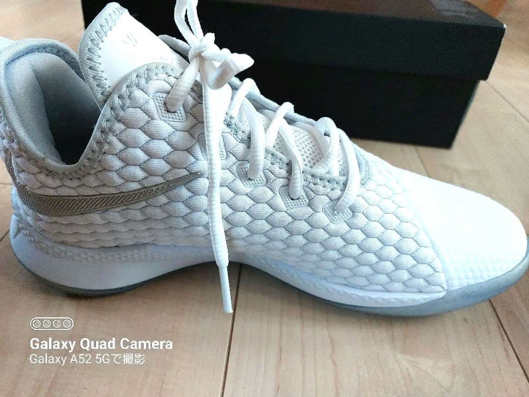 再値下げ！ナイキ　LEBRON WITNESS Ⅲ　レブロン　ウィットネス