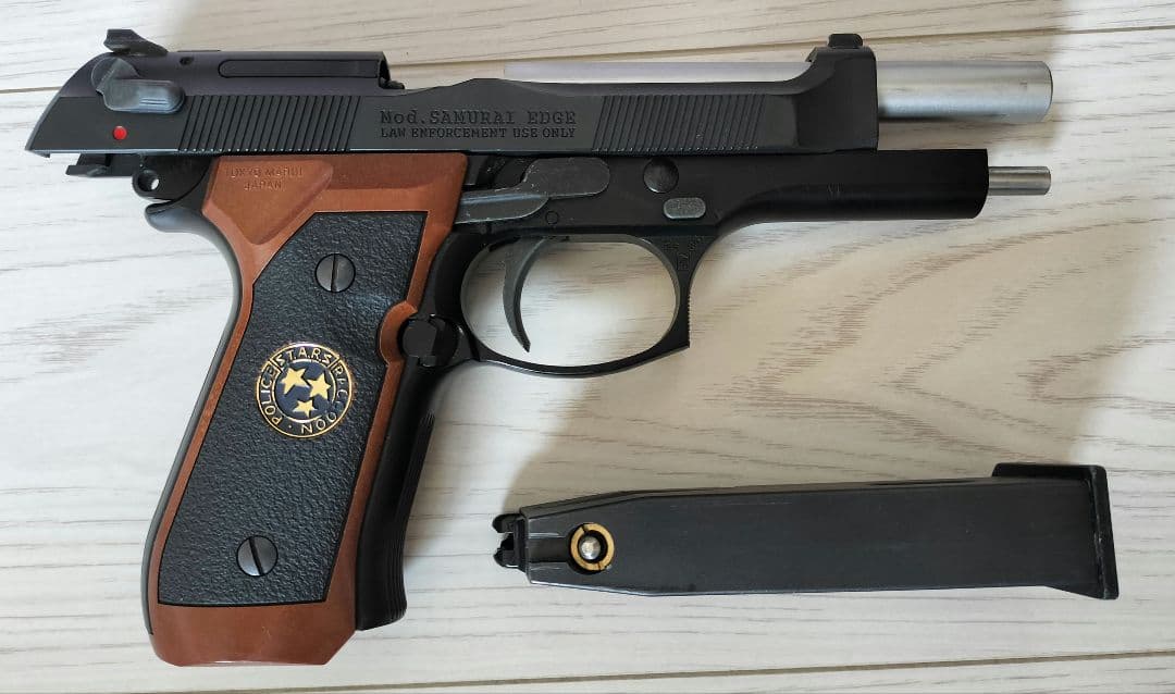 専用ページ　ガスブローバック　サムライエッジスタンダードモデル　M92Fとl96