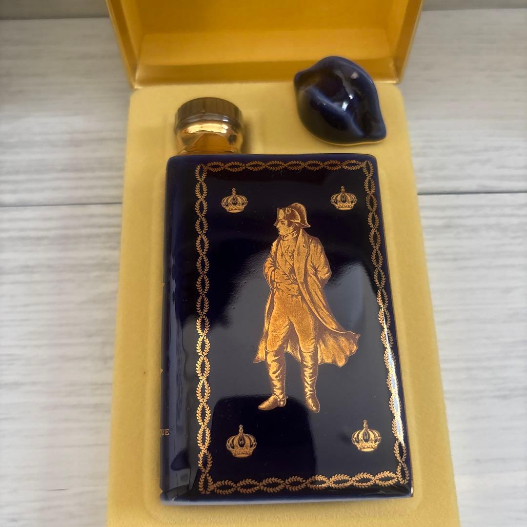 【未開封品】CAMUS ナポレオン ブック型陶器ボトル 元箱付き コニャック