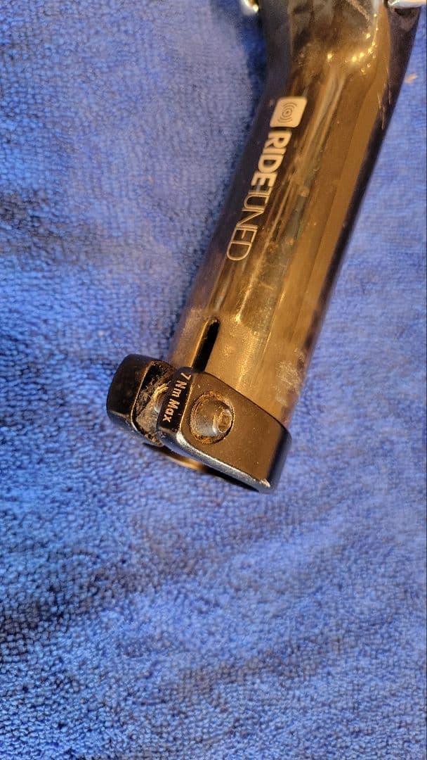 trek カーボンシートマスト　135mm 20mmオフセット　トレックエモンダ