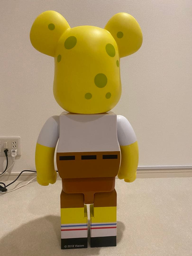 ベアブリック　スポンジボブ　1000%