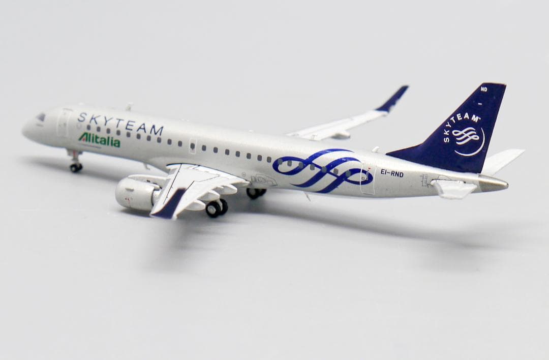 アリタリア・シティライナー ERJ-190 EI-RND 1/400
