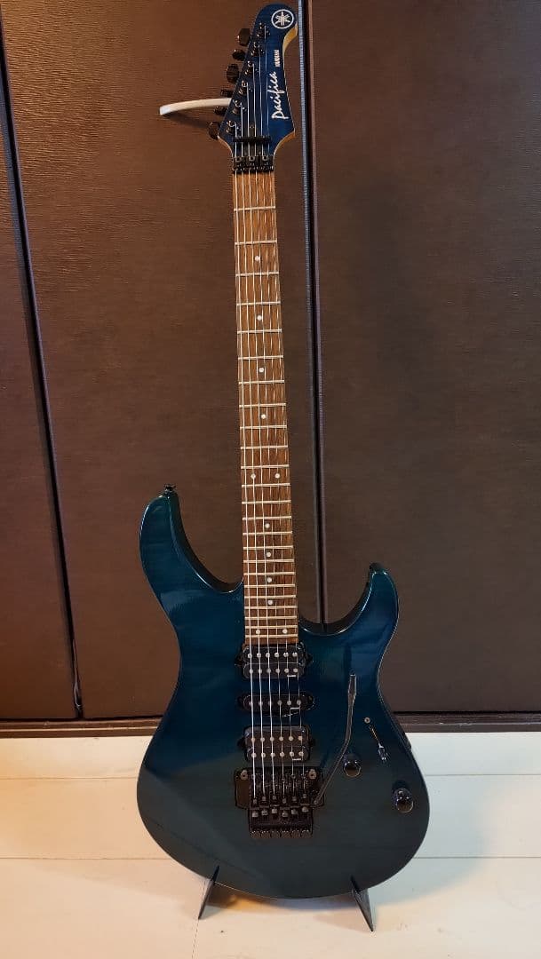 ギター Yamaha Pacifica821D