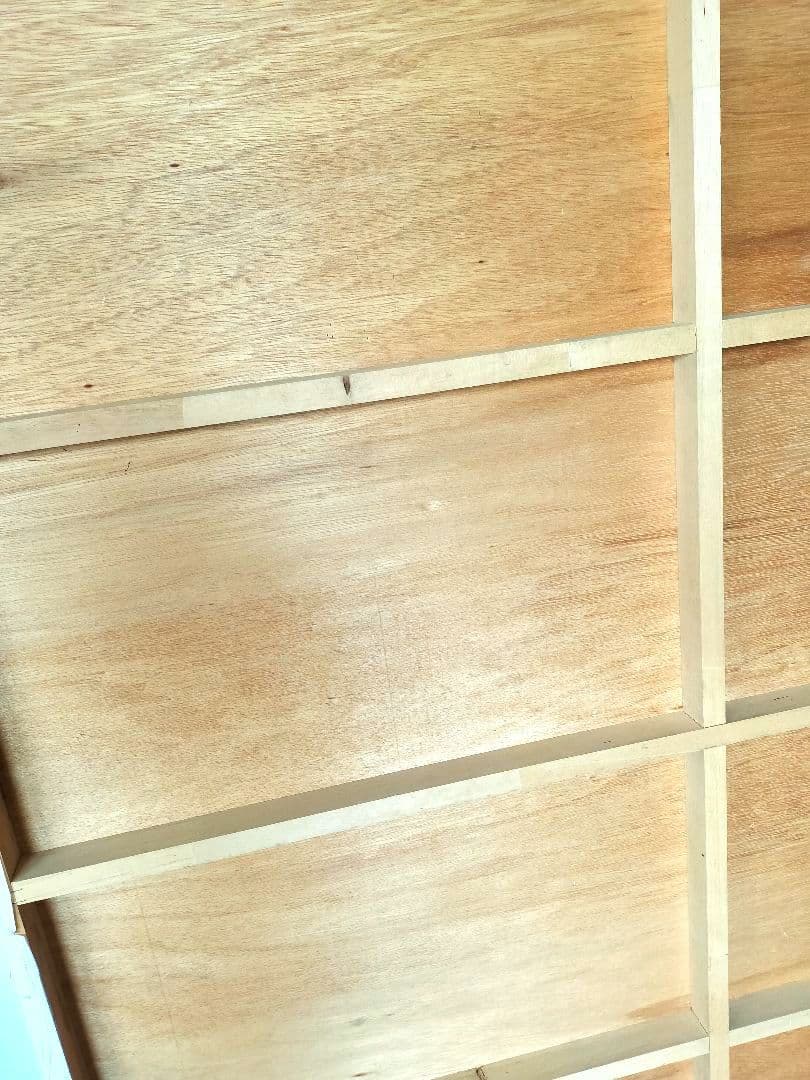 木製パネル　紙・キャンバス・布張りに　作品掲示