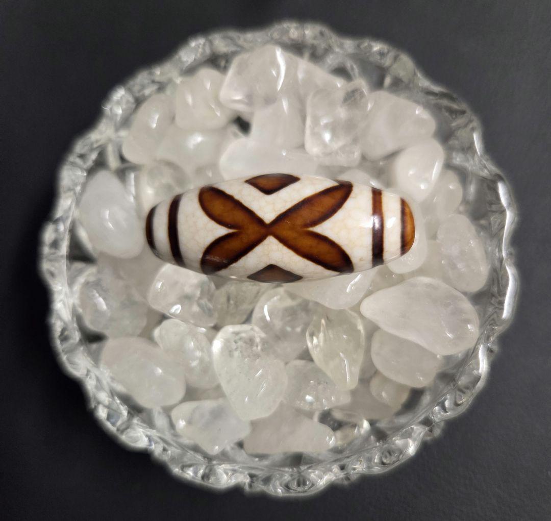 929　天珠　上肯　金剛虎牙三眼天珠　　貴重　珍品　dzibeads！