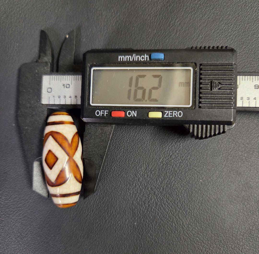 929　天珠　上肯　金剛虎牙三眼天珠　　貴重　珍品　dzibeads！