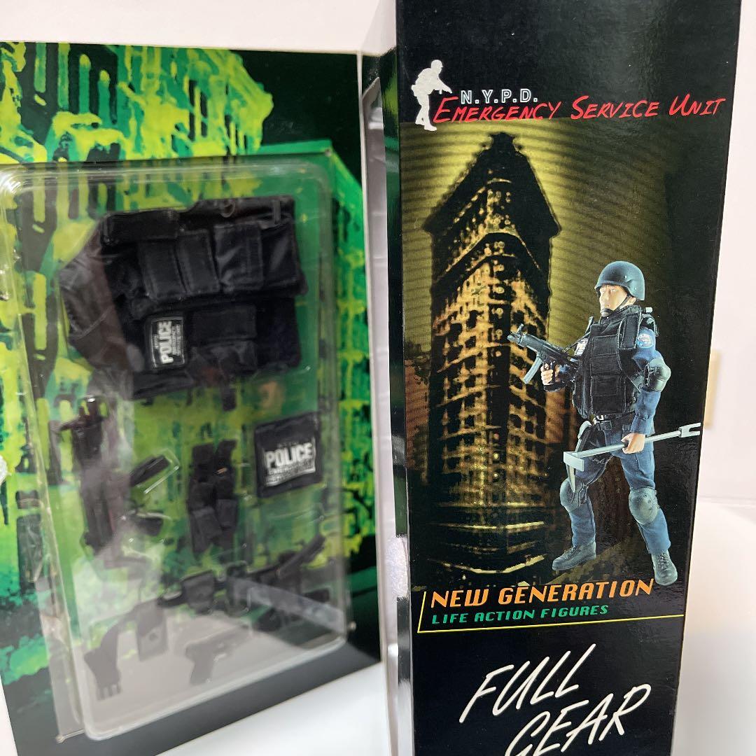 ドラゴン社 N.Y.P.D EMERGENCY SERVICE UNIT 1/6