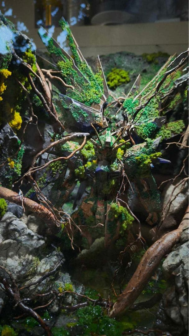 ガンダム自然風景テラリウム l LEDライト付き