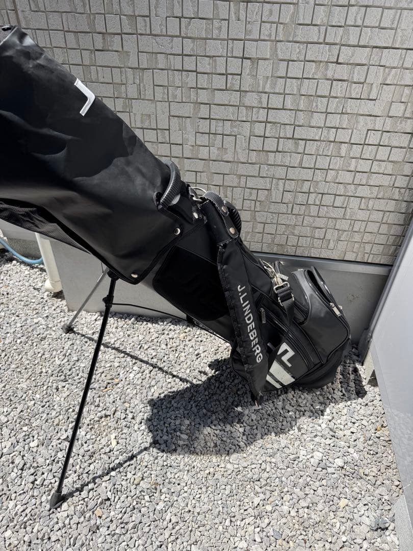 J.LINDEBERG キャディバッグ 黒　スタンド