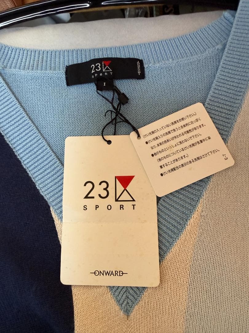 23区スポーツ ゴルフ ニットベスト S 新品タグ付き
