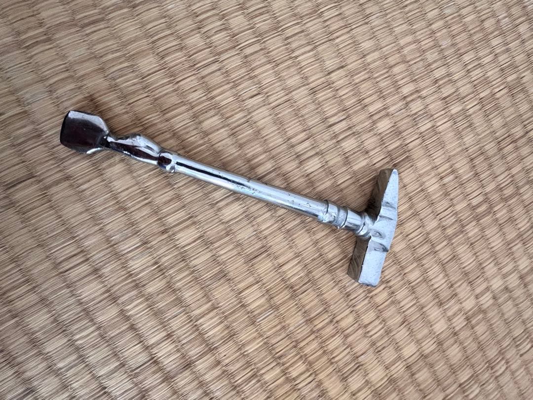 タブラ バヤンセット 木製・金属製　インド製　タブラハンマー付