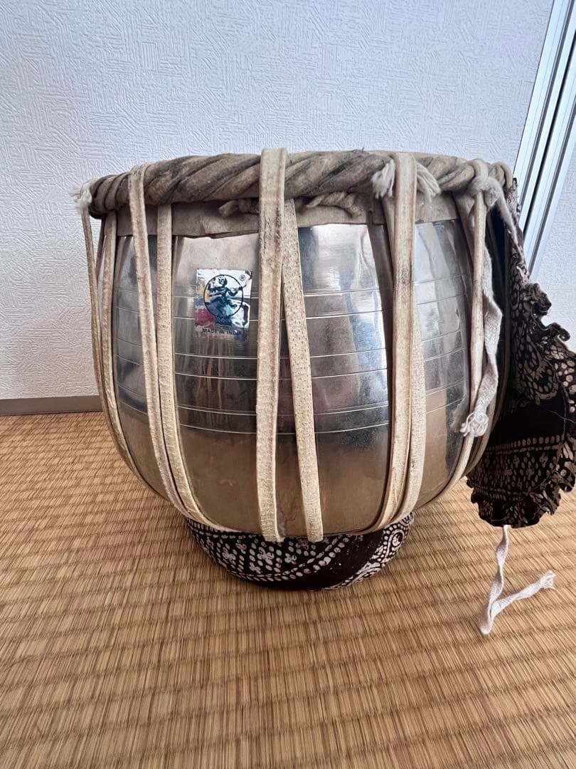 タブラ バヤンセット 木製・金属製　インド製　タブラハンマー付