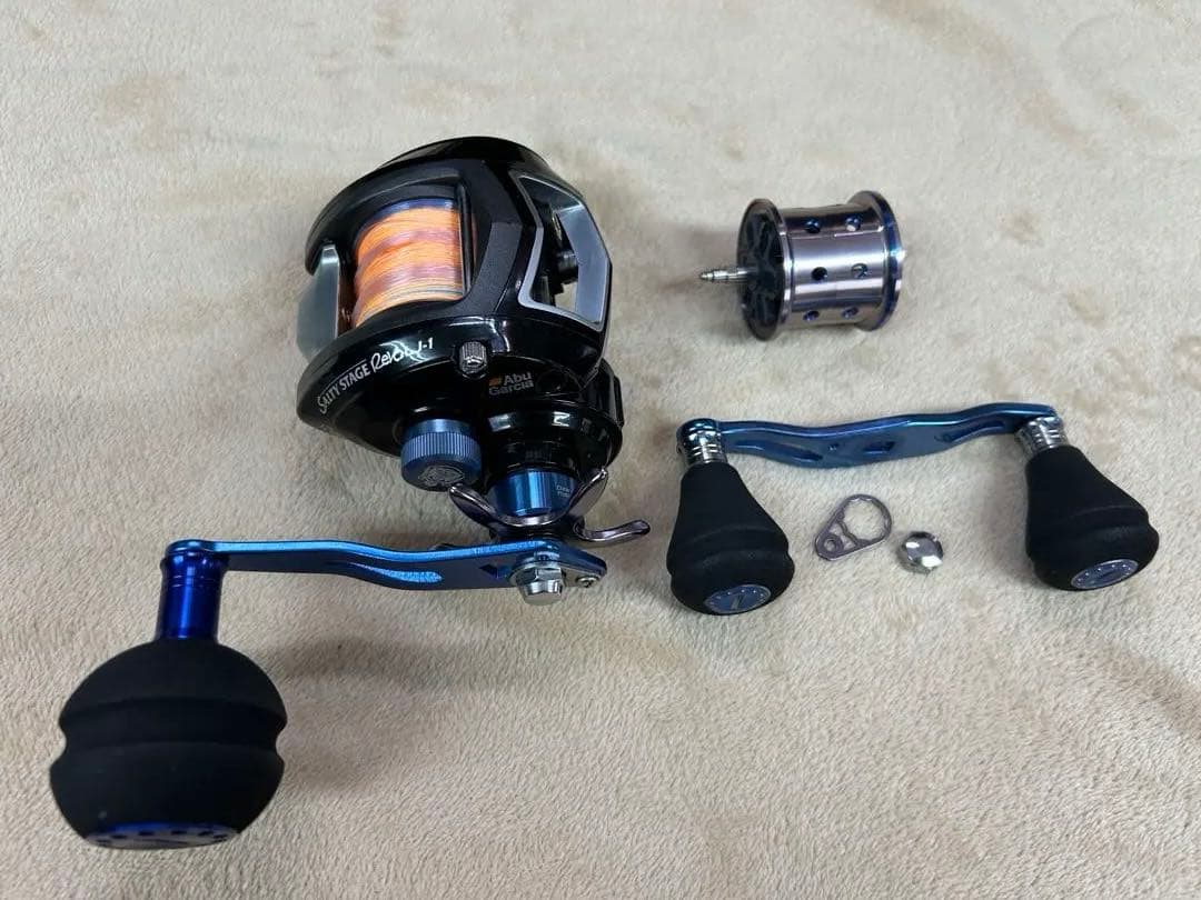 【最終値下】Abuソルティーステージ REVO LJ-1 替ハンドル、スプール付