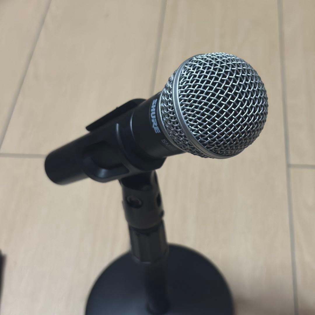 【動作確認済】SHURE SM58（マイクスタンド・XLRケーブル付属）
