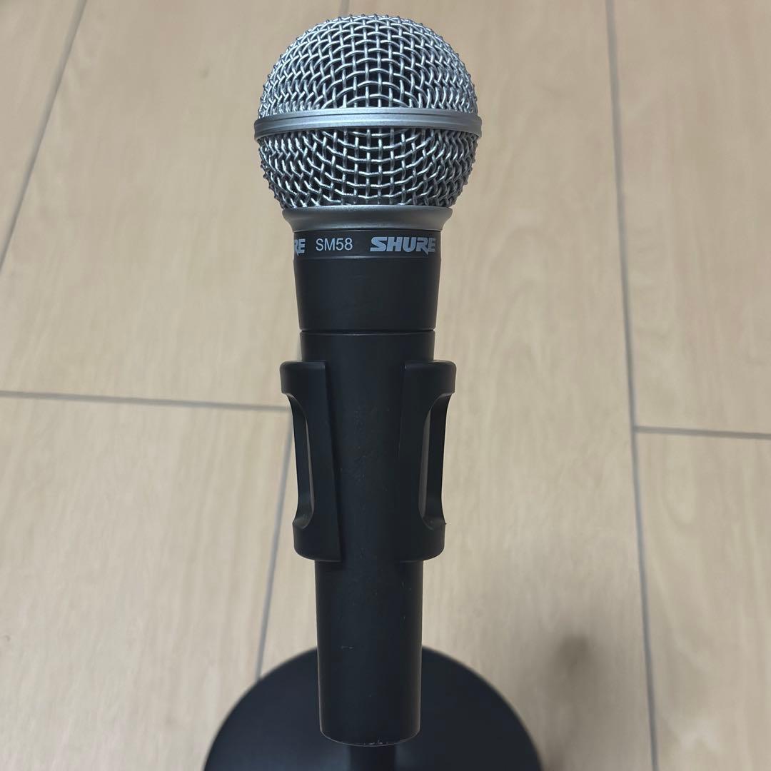 【動作確認済】SHURE SM58（マイクスタンド・XLRケーブル付属）