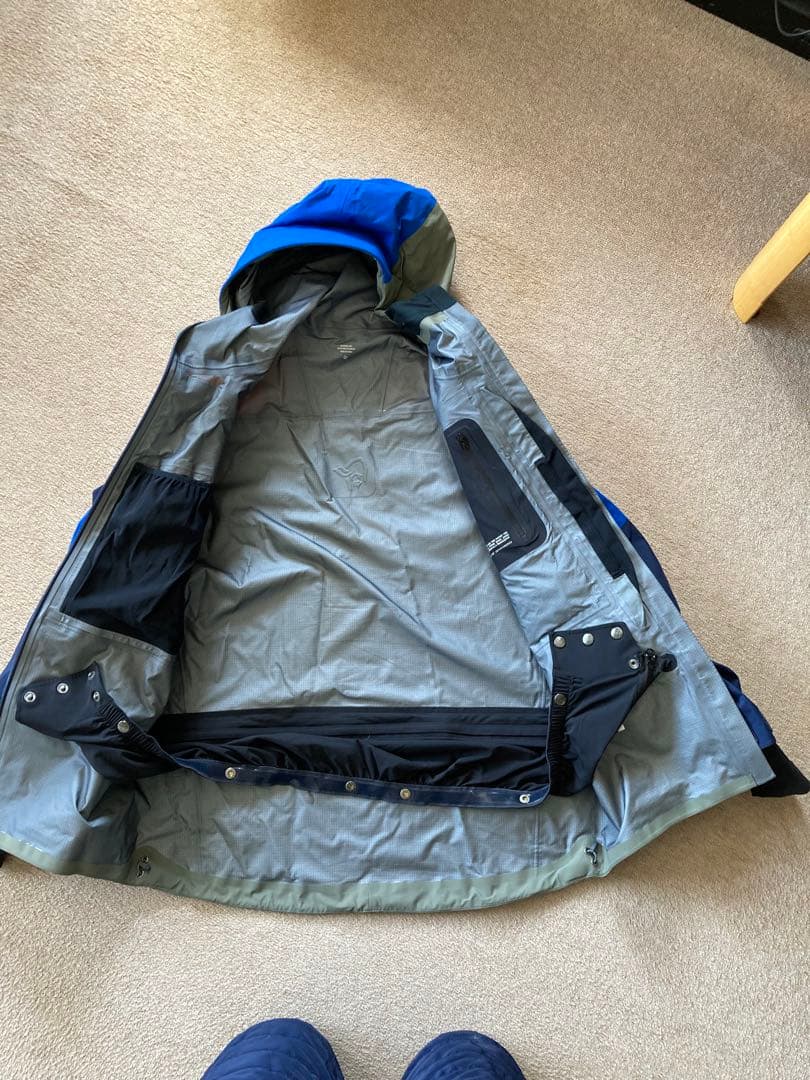 ノローナLofoten Gore-Tex Pro最終価格です。