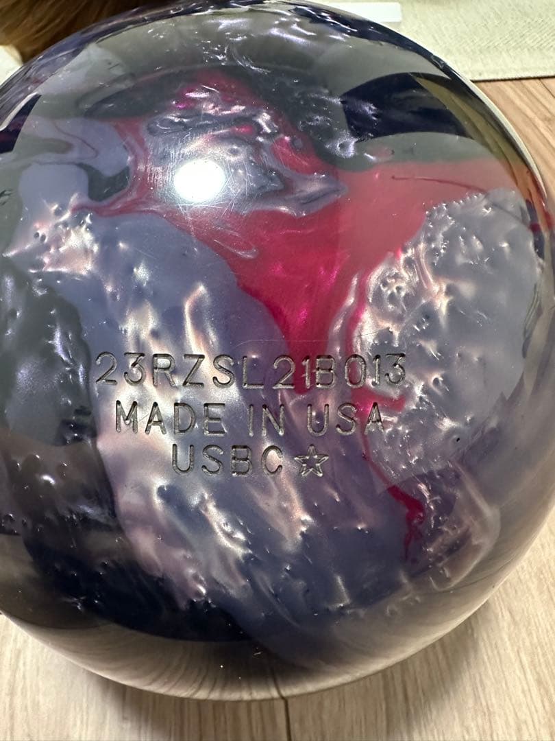 アテンションスター　15ポンド ストーム　サムレス　ボウリング　ボール