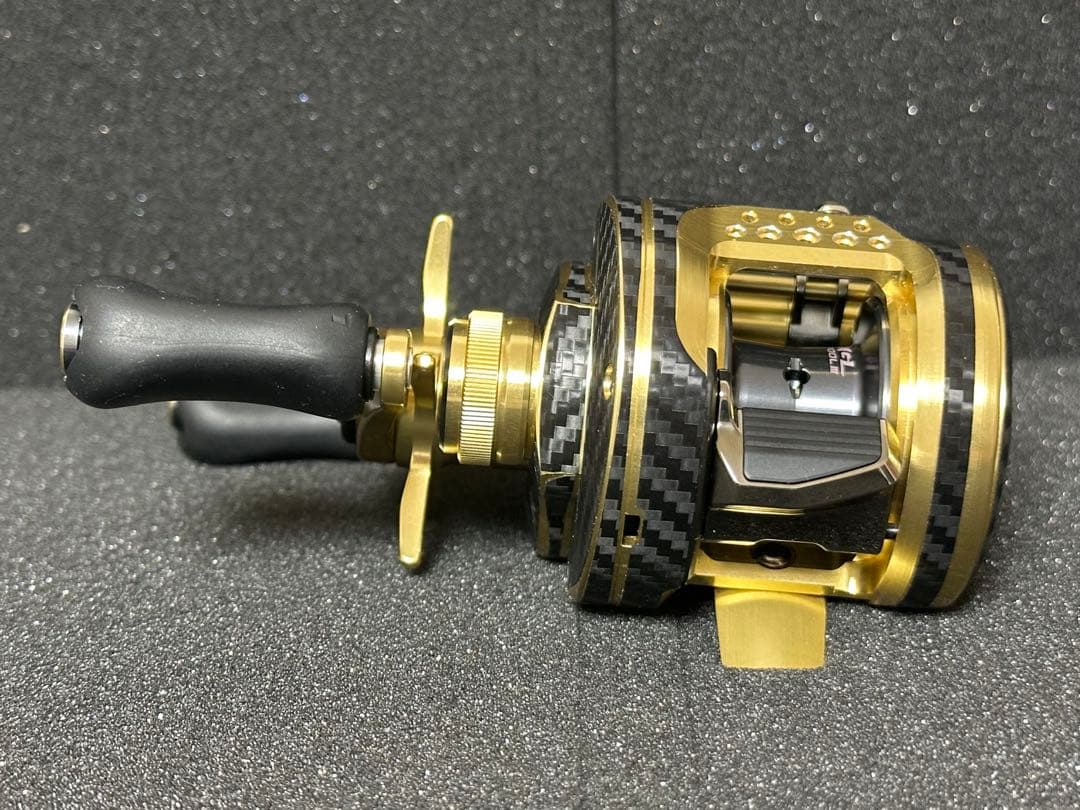 シマノ　21カルカッタコンクエスト101HG 美品