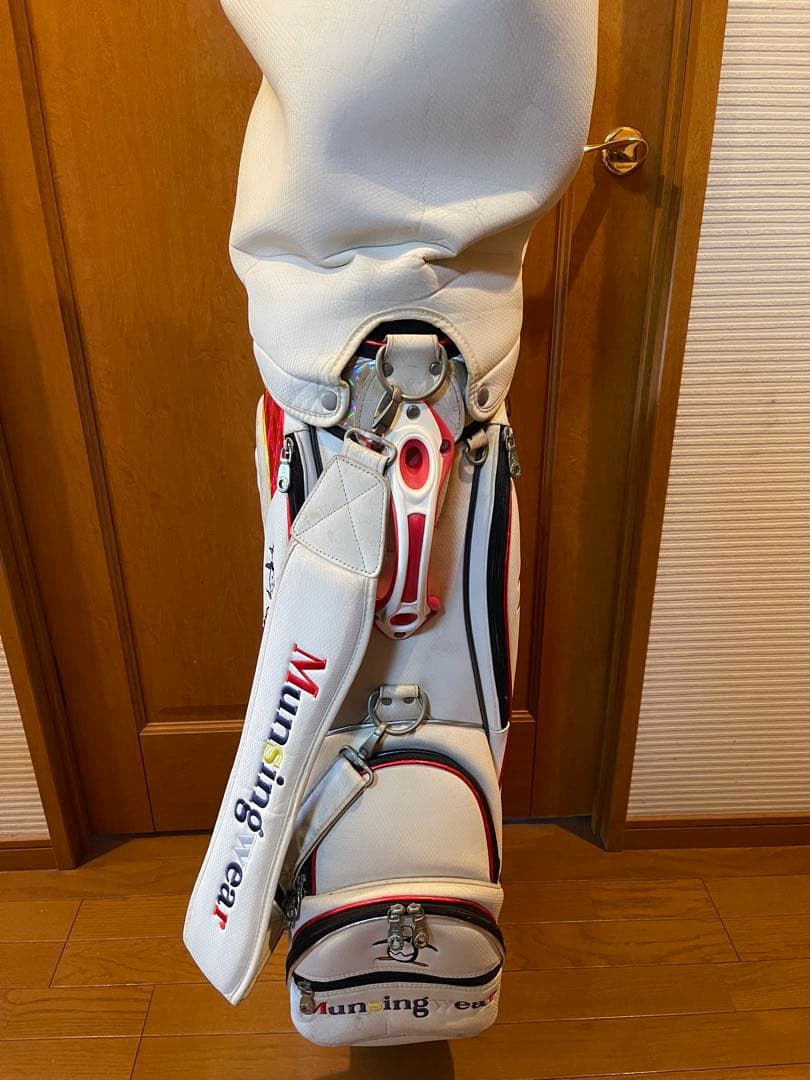 マンシングウェアゴルフバッグ　ゴルフクラブ