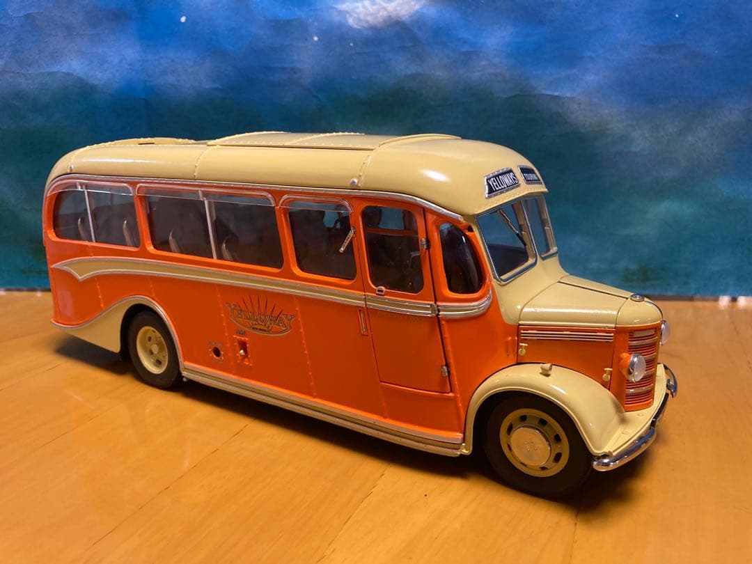 サンスター　ベッドフォード　ミニカー