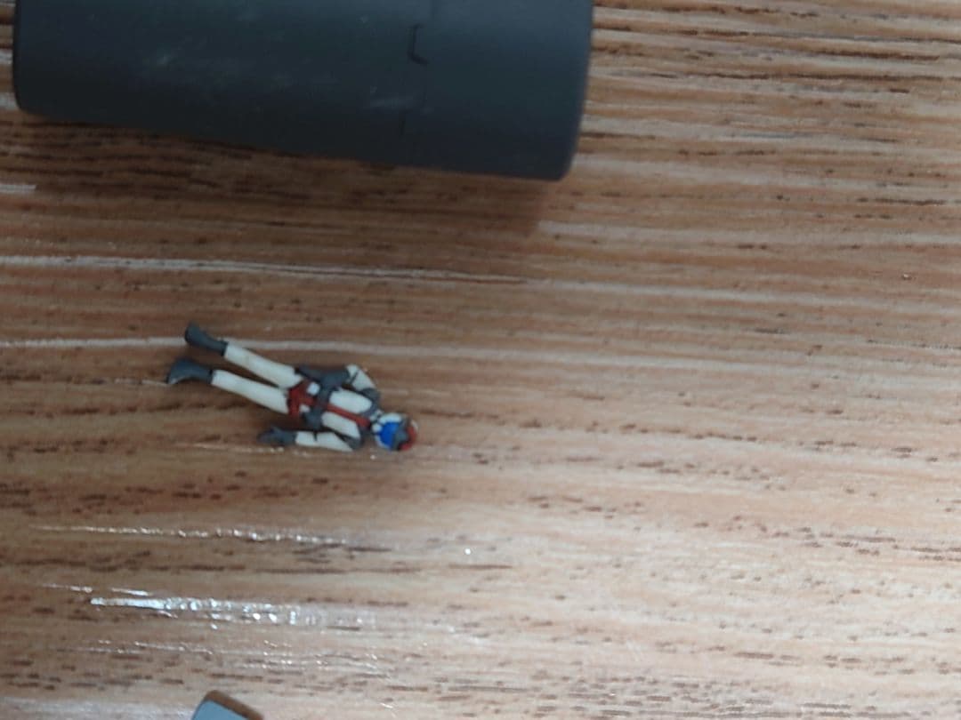 1/100機動戦士ガンダムプラモデル完成品