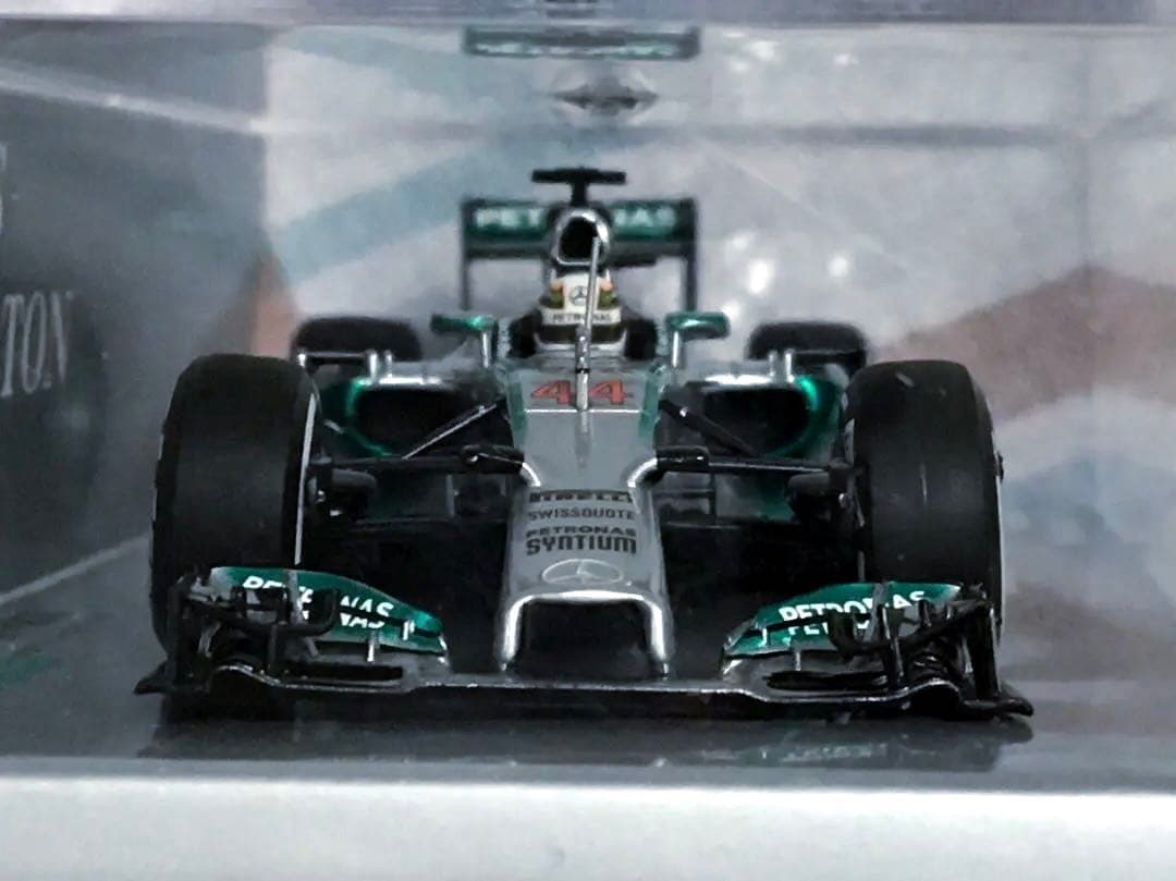 ミニチャンプス 1/43 メルセデスAMG W05 L. ハミルトン 未開封品
