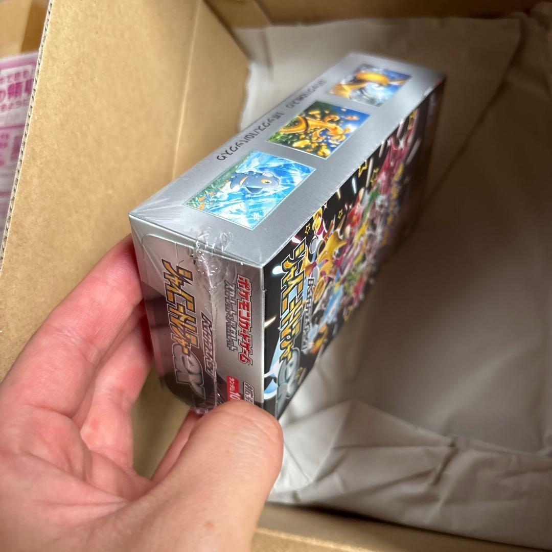 シャイニートレジャー　4箱