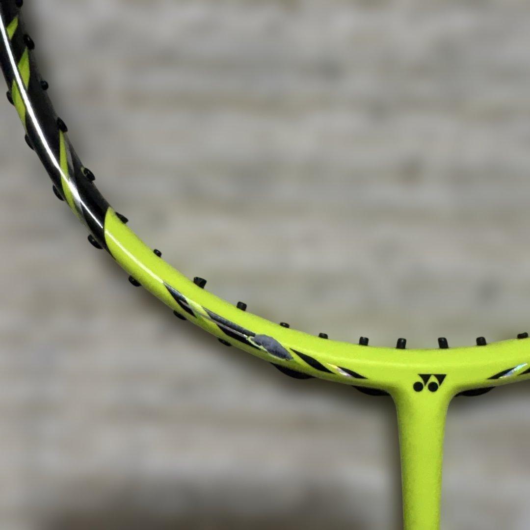YONEX バドミントンラケット 3U ナノレイZ SPEEDです。