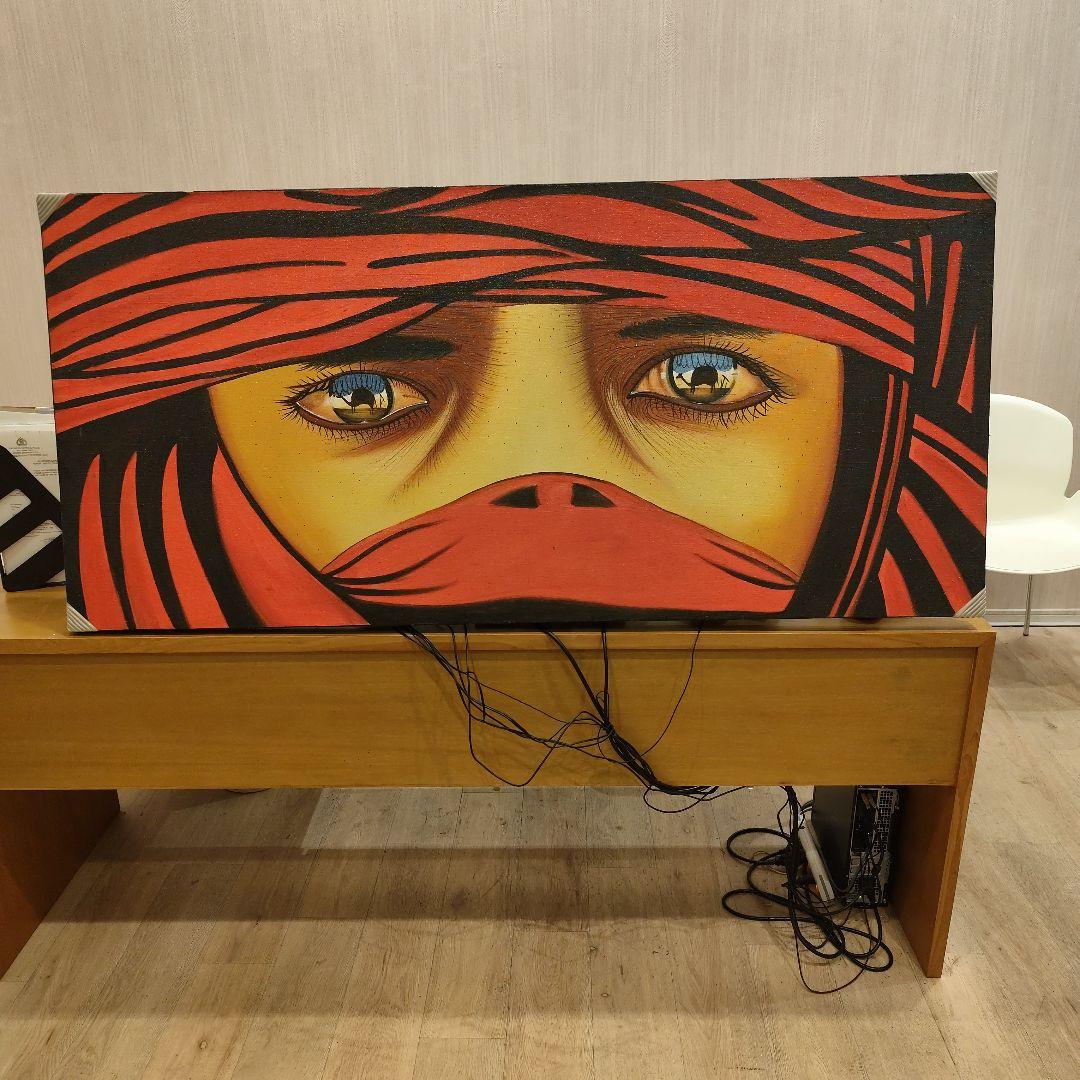 大型アート画「Red Veil / 沈黙の眼差し」150×70cm／現代アート