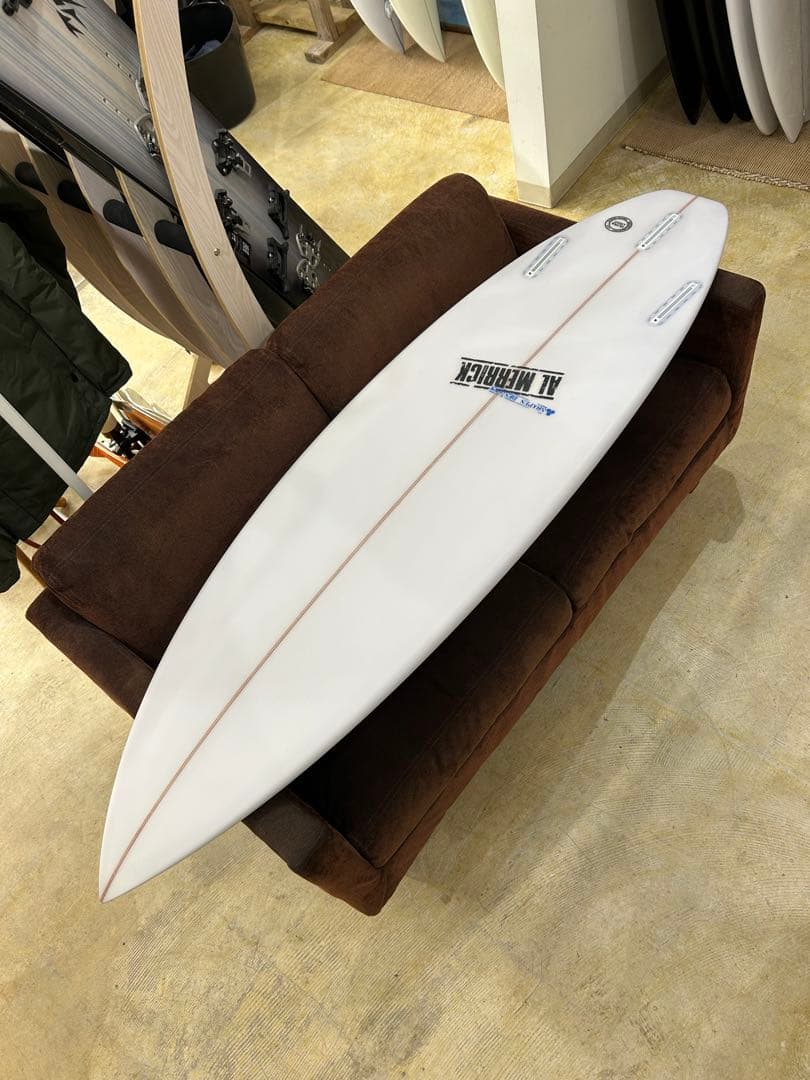 t*o様 アルメリック CI PRO 2024 中古 5’9” 25.5L 美品