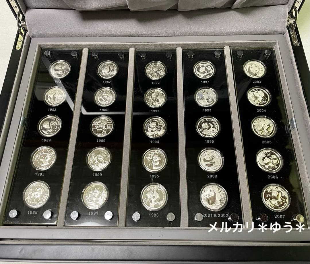 【鑑定書付き】パンダ金貨発行25周年記念　パンダ銀貨　BOXセット