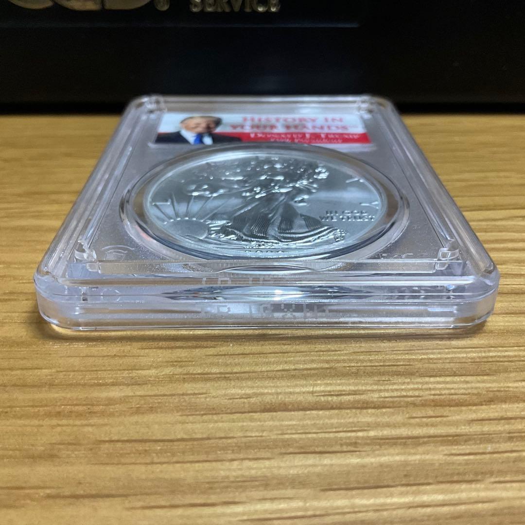 【新品】イーグル銀貨 トランプ大統領 2020 PCGS MS70
