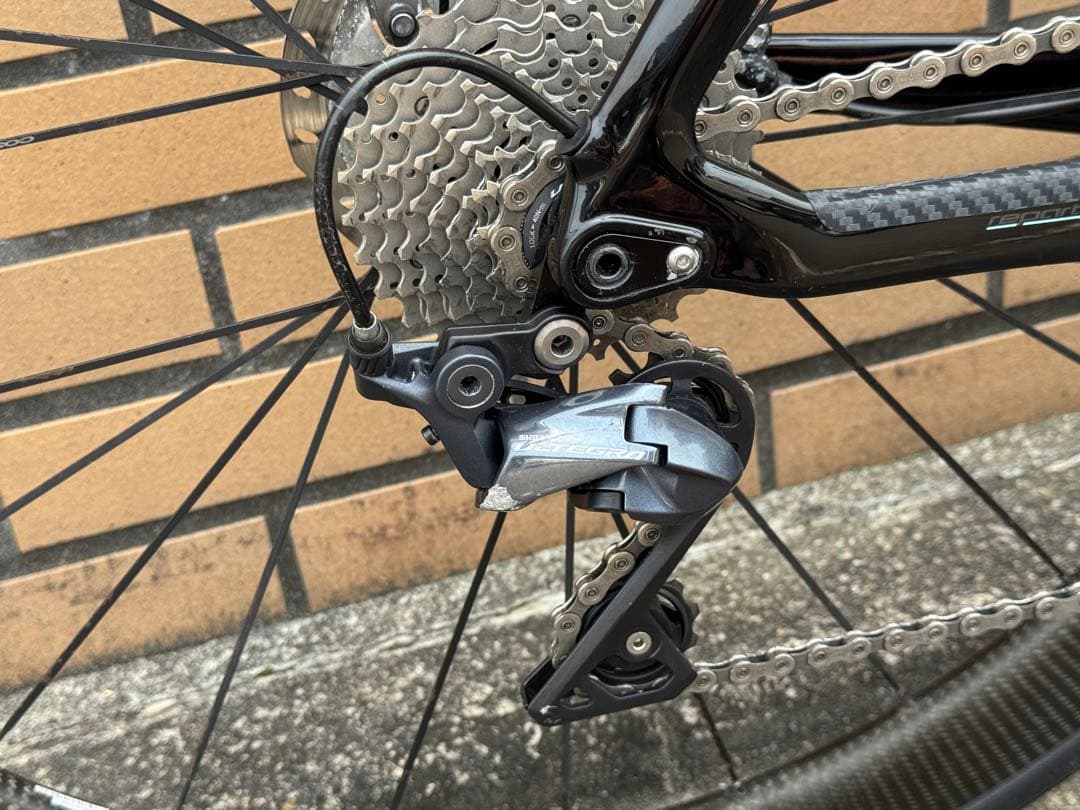 Bianchi Oltre XR4 disc ビアンキ　　オルトレ　ロードバイク