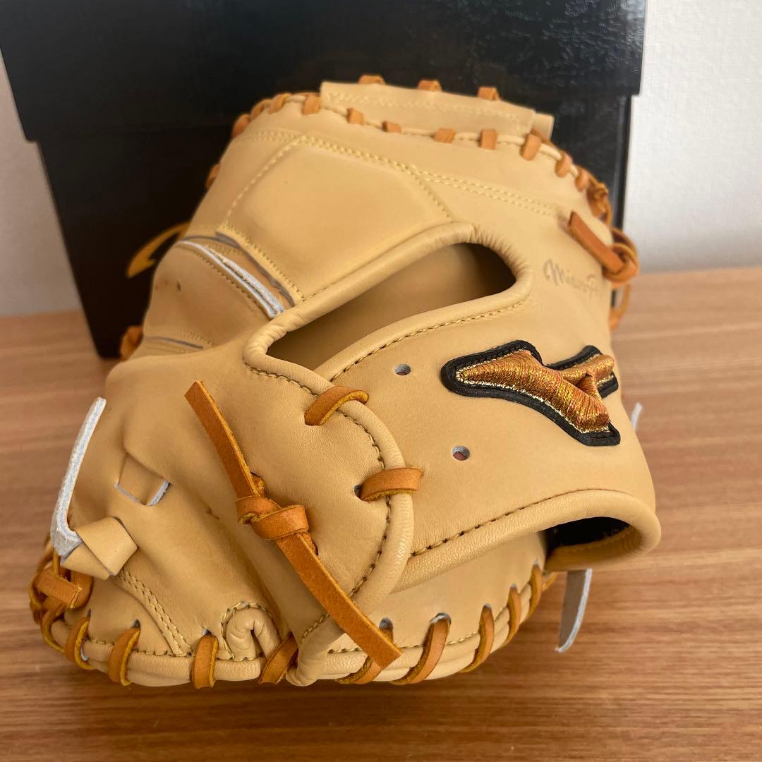 そ*ま様 ミズノプロ　號　硬式用　キャッチャーミット　定価68,200円　高校野