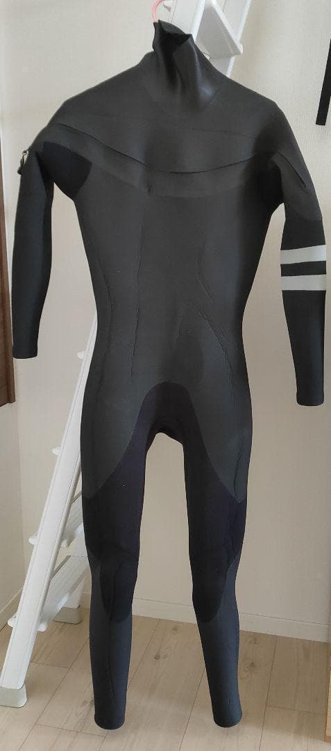 セミドライウェットスーツ 5mm×3mm