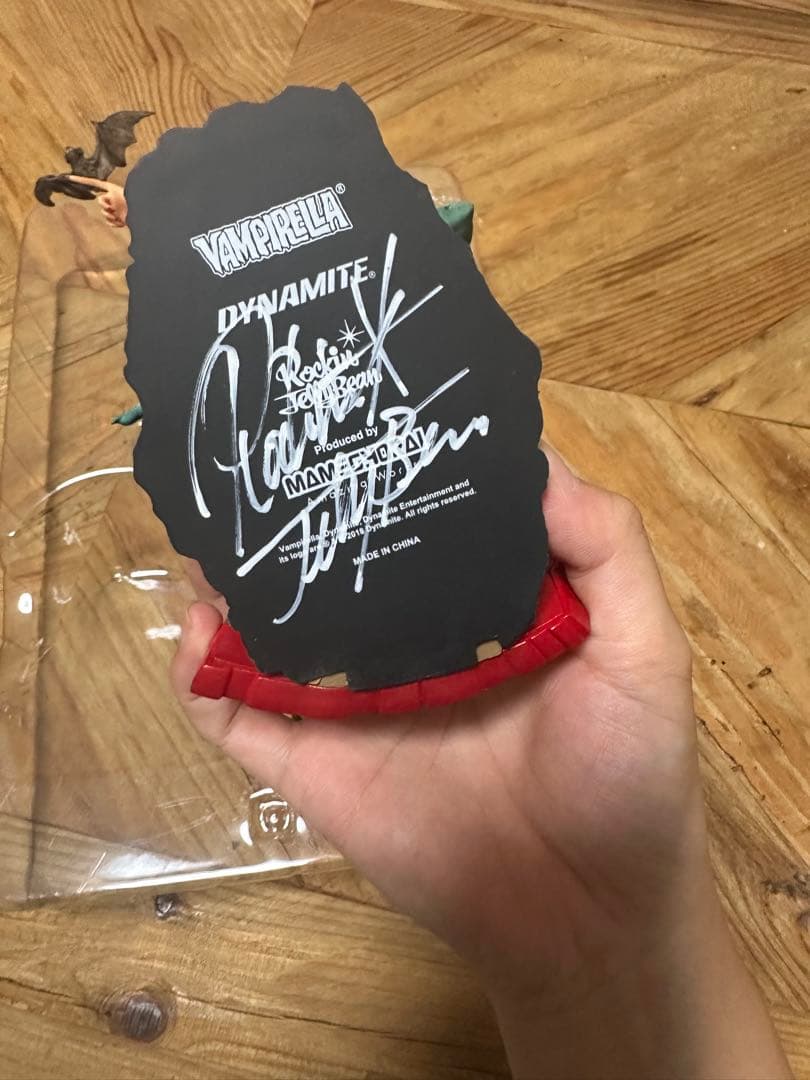 サイン入り⭐︎ロッキンジェリービーン ヴァンピレラフィギュア　レア品