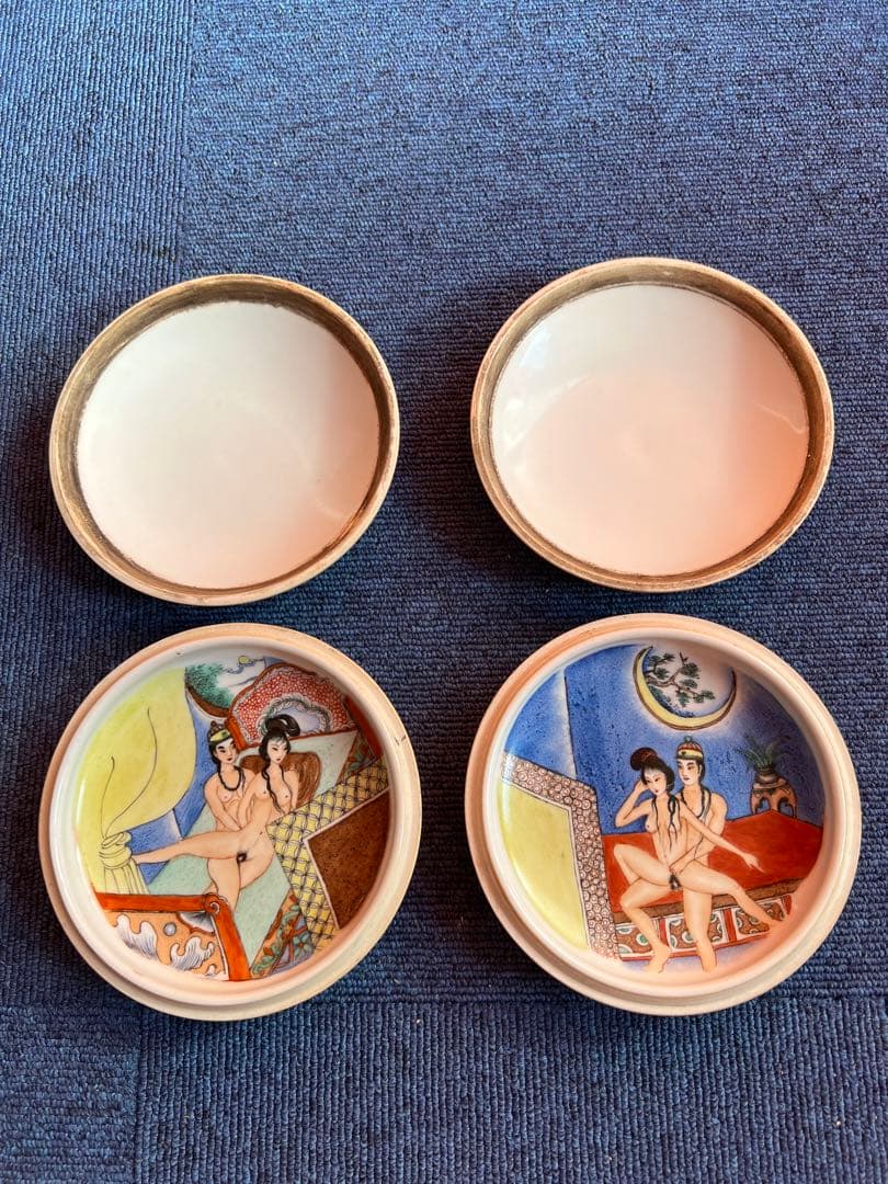 1095 骨董　古美術　乾隆年製　春画　花鳥文　香合　蓋物　1対　希少　時代物