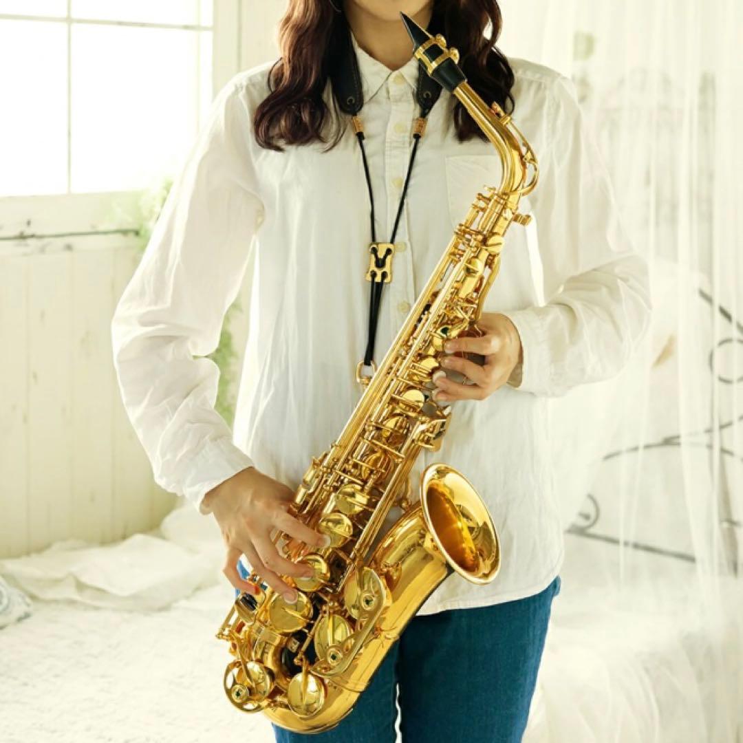 【くまぞう】アルトサックス 入門セット 8点　ゴールドラッカー ケース付き