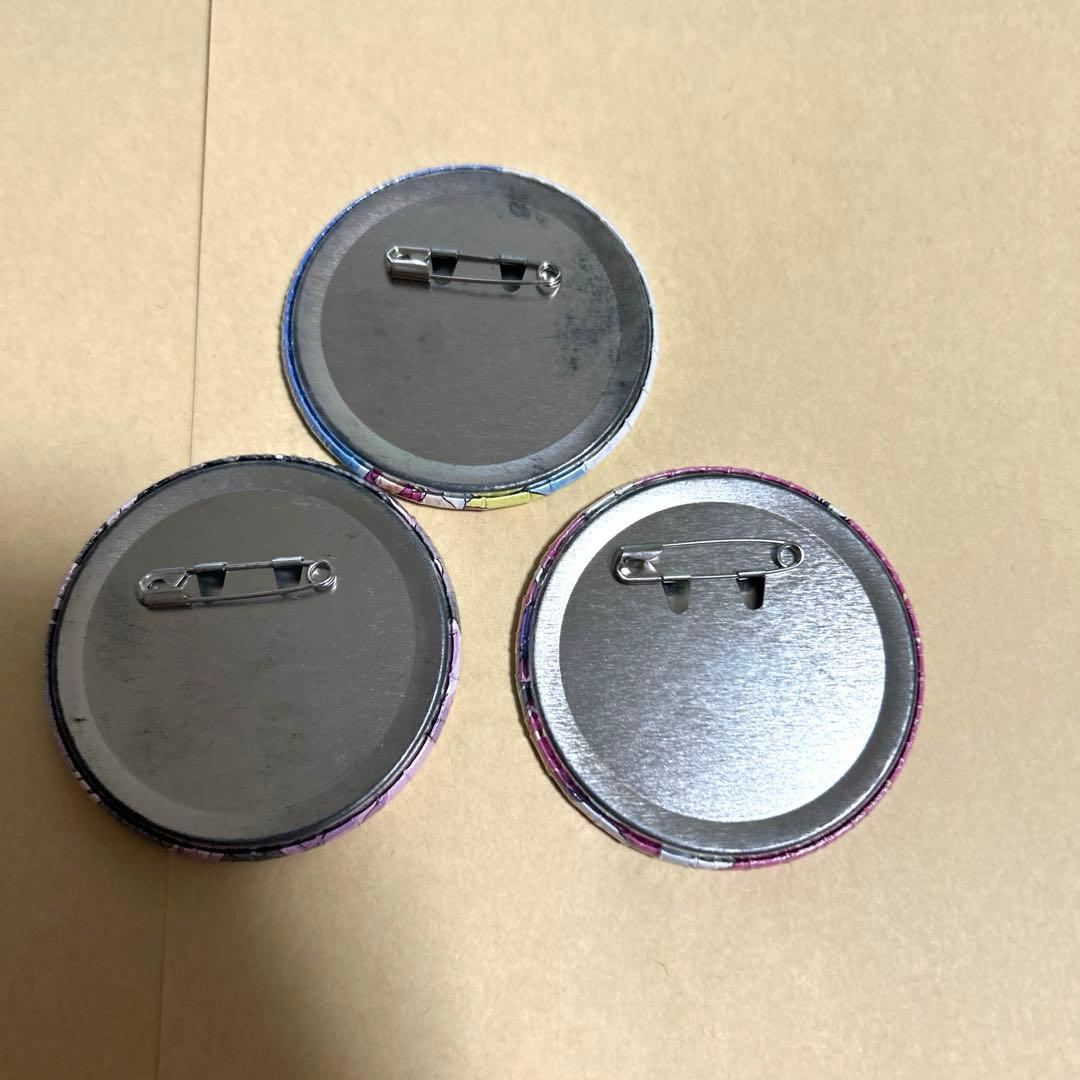 デジモン　ランドマークタワー　缶バッジセット