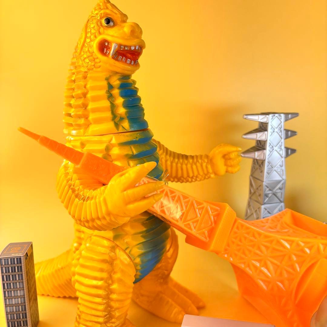 ブルマァク ジャイアント レッドキングマ ルサン 東京タワー付き