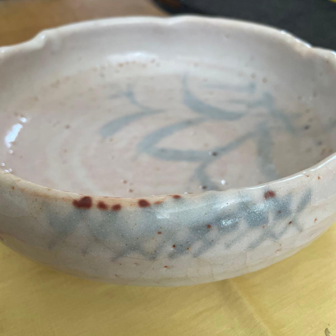 【銘あり】作家物？ 陶芸 銘『雪窓枝三河窯』共布付 志野風 鉢