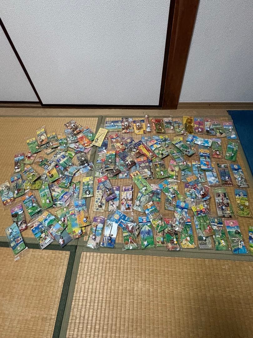 ドラえもん 全国　根付け　ストラップ 130個セット　おまけ付き