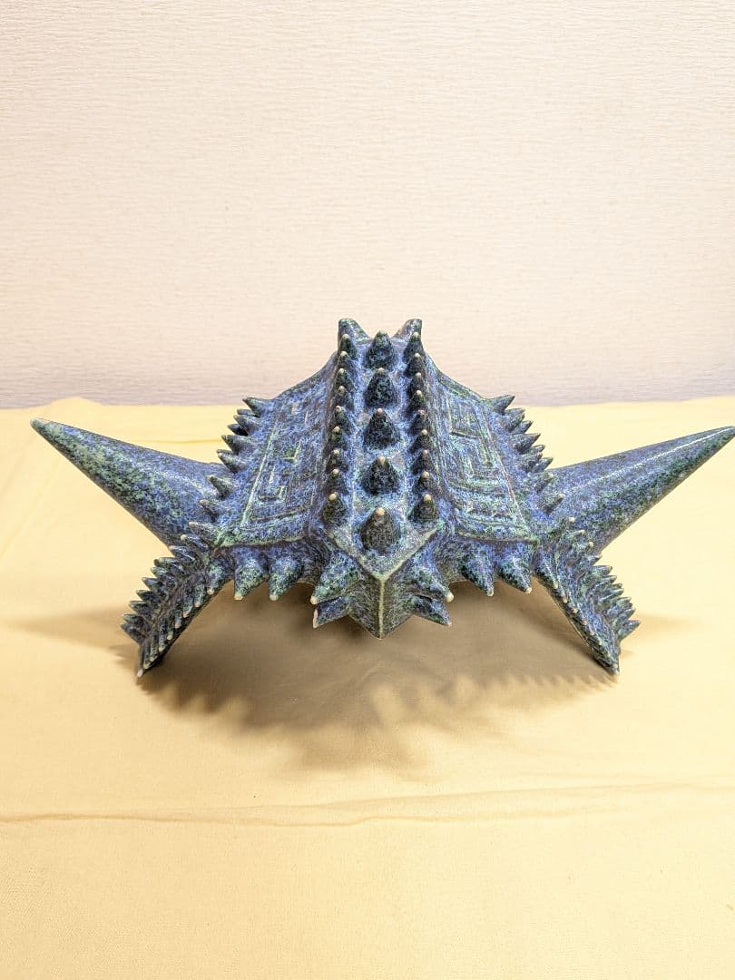 古賀崇洋　頬鎧盃　新造形　青銅　共箱